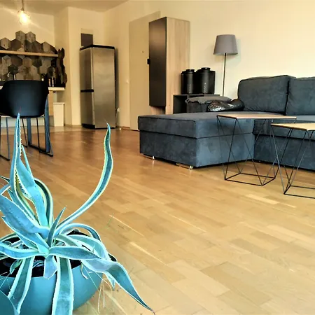 Baratero Club Private Parking Ev Points סופיה