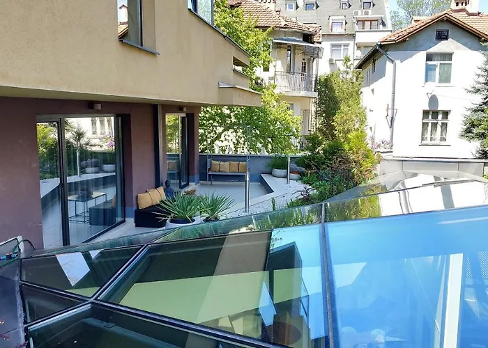 Baratero Club Private Parking Ev Points