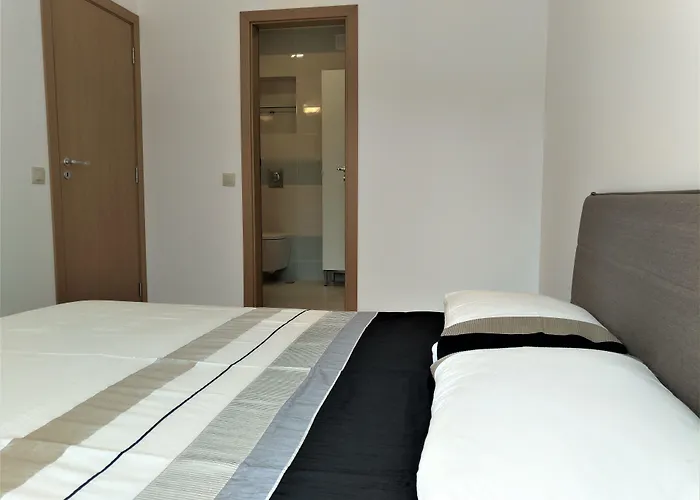 Baratero Club Private Parking Ev Points דירה סופיה